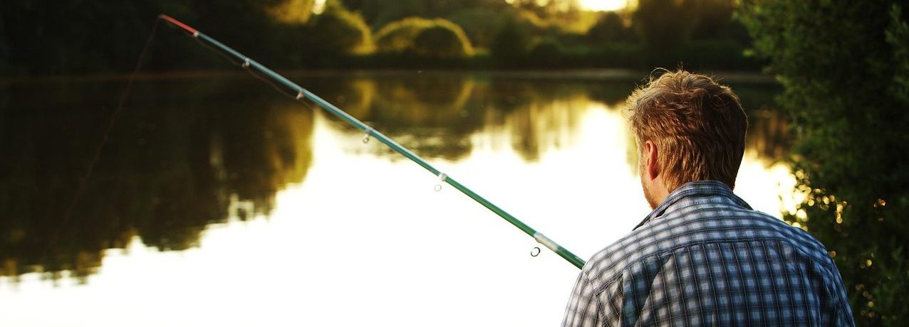 fishing-1331930_1280